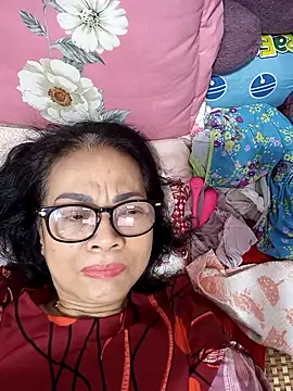 Hotestlove online show from March 16, 2025, 10:42 pm