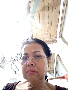 Hotestlove online show from November 11, 2025, 12:21 am