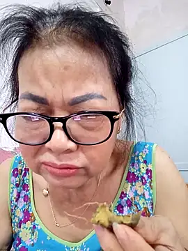 Hotestlove online show from March 28, 2026, 9:09 am