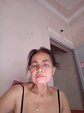 Snapshot of Hotestlove chatting on June 19, 2026, 11:03 am Hotestlove online show from June 19, 2026, 11:03 am
