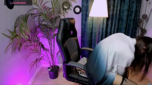 Will Will  online show from October 25, 2025, 7:05 am