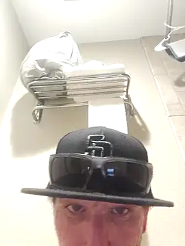 Crackkers online show from December 23, 2024, 9:59 am