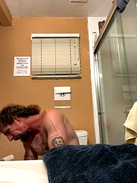 Crackkers online show from October 26, 2025, 4:51 am