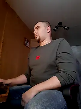 Foxyshaved online show from February 10, 2025, 9:58 am