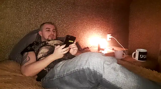 Foxyshaved online show from February 22, 2025, 5:02 am