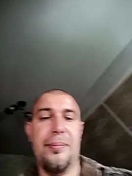 Foxyshaved online show from September 10, 2025, 4:45 am