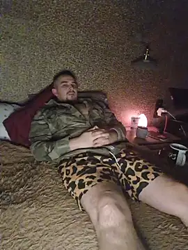 Foxyshaved online show from November 6, 2025, 4:35 am