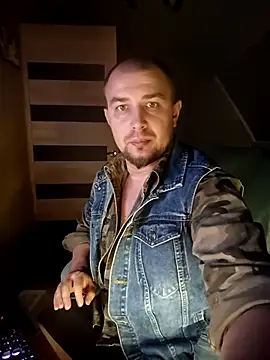 Foxyshaved online show from March 15, 2026, 1:00 am