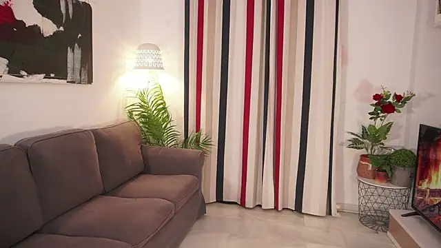 Raychell Black online show from April 20, 2026, 4:10 pm