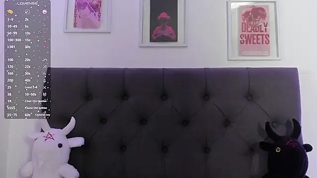 IsadoraGalle  online show from February 22, 2026, 9:46 pm