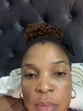 slimcateee online show from February 22, 2025, 11:46 pm