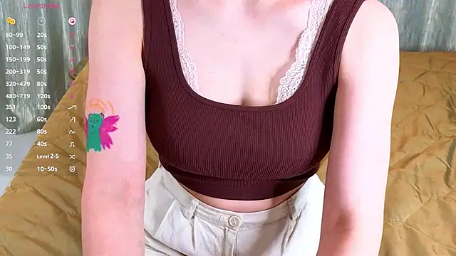 MaryCoopeer online show from October 20, 2025, 5:08 am