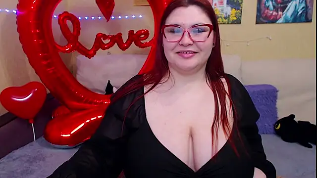 JuliaKeln online show from February 14, 2025, 7:54 pm