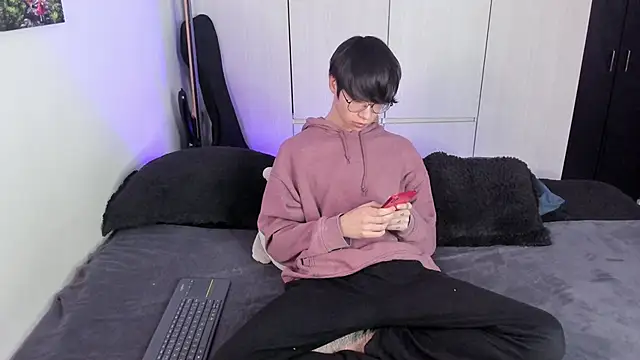 Aventure Twinks online show from January 3, 2025, 8:21 am