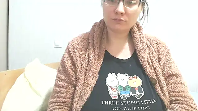 Nina7HotCherry online show from February 12, 2025, 10:56 am