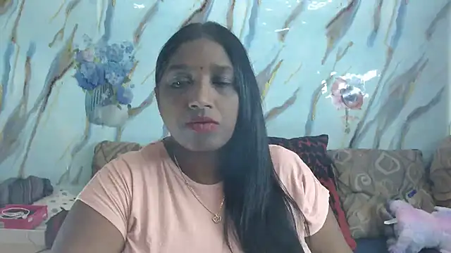 Snapshot of Indian_tracy chatting on July 9, 2026, 8:18 am Indian tracy online show from July 9, 2026, 8:18 am