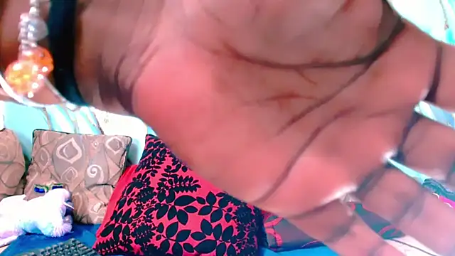 Snapshot of Indian_tracy chatting on July 20, 2026, 9:34 am Indian tracy online show from July 20, 2026, 9:34 am