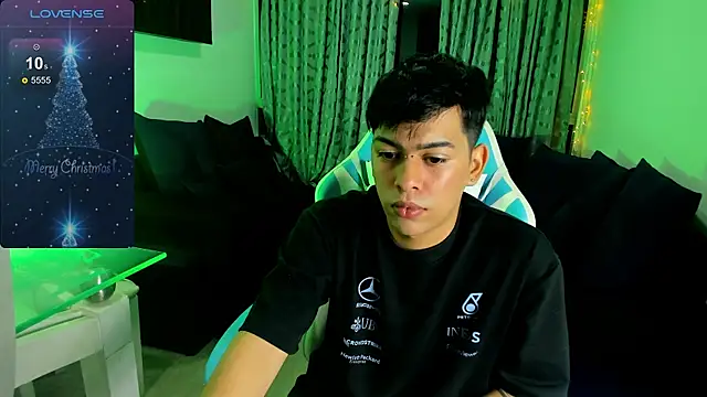 Snapshot of Franco_Rizzo_ chatting on December 10, 2024, 11:40 pm Franco Rizzo online show from December 10, 2024, 11:40 pm