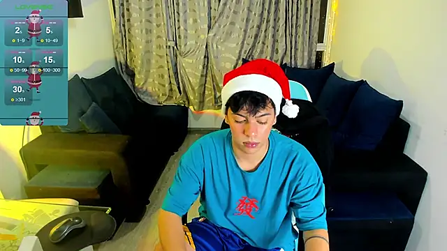 Snapshot of Franco_Rizzo_ chatting on December 31, 2024, 12:00 am Franco Rizzo online show from December 31, 2024, 12:00 am