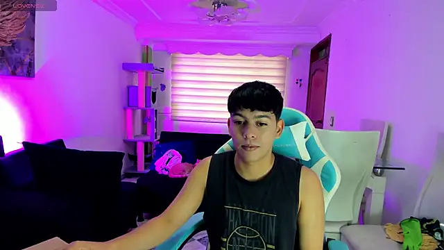 Snapshot of Franco_Rizzo_ chatting on September 10, 2025, 9:37 pm Franco Rizzo online show from September 10, 2025, 9:37 pm