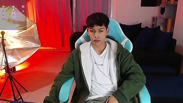 Snapshot of Franco_Rizzo_ chatting on January 9, 2026, 8:21 pm Franco Rizzo online show from January 9, 2026, 8:21 pm