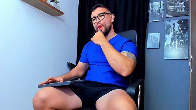 AndrewDiaz online show from November 18, 2025, 6:29 am