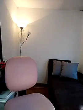 valeriahunter1 online show from October 30, 2025, 9:59 pm