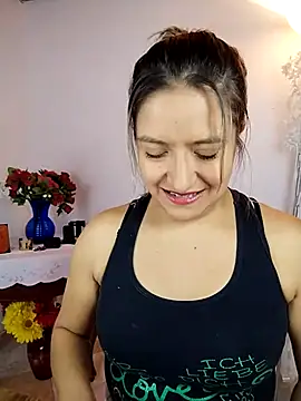 Snapshot of valeriahunter1 chatting on May 10, 2026, 10:26 pm valeriahunter1 online show from May 10, 2026, 10:26 pm