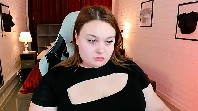 KimberlyMaran online show from January 10, 2025, 9:13 am