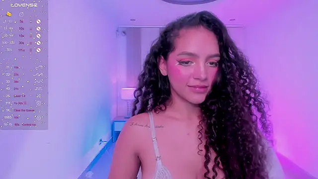 anahi curlie1 online show from February 11, 2025, 9:53 am