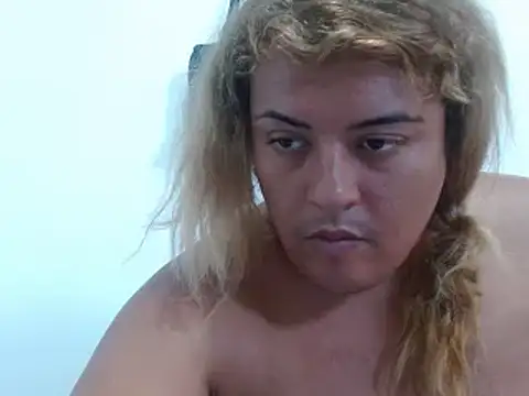 KIARAMARSHALLWELLZ online show from February 11, 2025, 3:29 pm