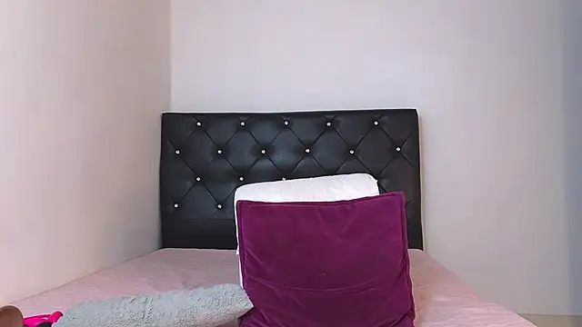 Snapshot of tatiana_big_ass_boobs chatting on December 2, 2025, 5:08 pm tatiana big ass boobs online show from December 2, 2025, 5:08 pm