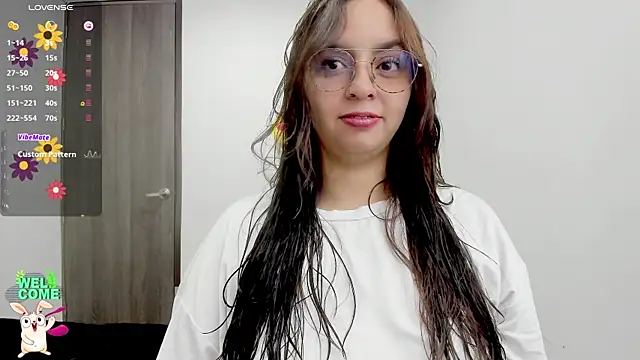Snapshot of Valery7rose_ chatting on July 29, 2026, 3:21 pm Valery7rose online show from July 29, 2026, 3:21 pm