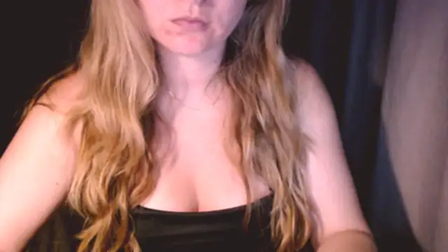 Snapshot of fiona_cute_2 chatting on July 12, 2026, 7:27 pm fiona cute 2 online show from July 12, 2026, 7:27 pm