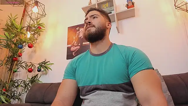 Snapshot of SebastianVilla_ chatting on April 4, 2026, 10:18 pm SebastianVilla online show from April 4, 2026, 10:18 pm