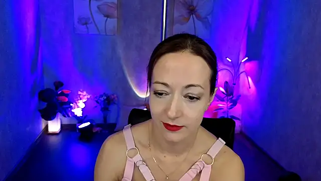 kimberlyray777 online show from March 15, 2025, 1:18 pm