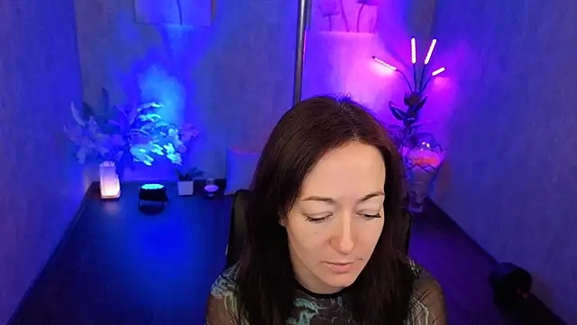 kimberlyray777 online show from February 13, 2026, 6:20 am