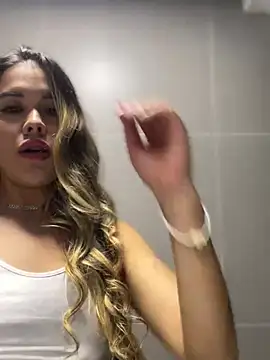 Emilia Bakerr online show from January 8, 2025, 9:34 pm