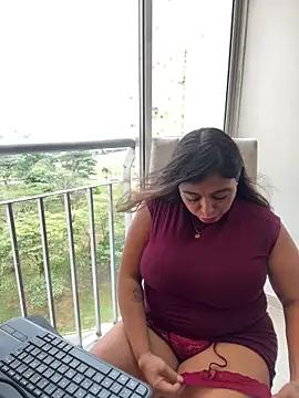 MrsFoucher online show from February 20, 2025, 12:47 pm