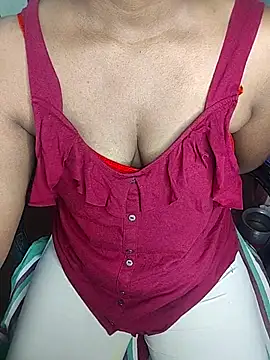 Snapshot of Telugu_ammayi_pooja chatting on September 24, 2025, 4:43 pm Telugu ammayi pooja online show from September 24, 2025, 4:43 pm