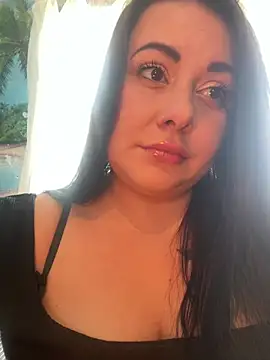 DaisyStreet online show from April 18, 2026, 10:08 am