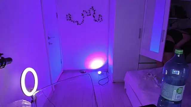 KaylaLaine online show from September 26, 2025, 6:06 am