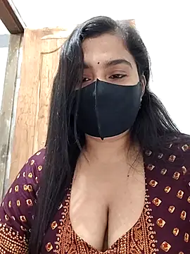 Ritusri Dotta online show from December 18, 2025, 5:19 pm