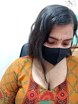 Snapshot of Ritusri_Dotta chatting on April 11, 2026, 5:06 pm Ritusri Dotta online show from April 11, 2026, 5:06 pm