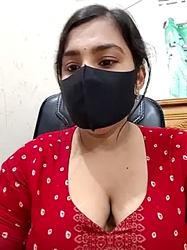 Snapshot of Ritusri_Dotta chatting on April 20, 2026, 5:48 pm Ritusri Dotta online show from April 20, 2026, 5:48 pm