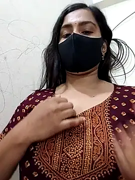 Snapshot of Ritusri_Dotta chatting on April 30, 2026, 8:57 pm Ritusri Dotta online show from April 30, 2026, 8:57 pm