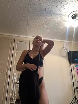 LikaCat online show from January 5, 2025, 4:04 am