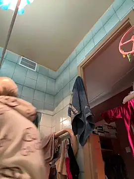 LikaCat online show from February 23, 2025, 4:07 am