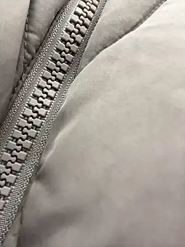 LikaCat online show from November 20, 2025, 2:23 am