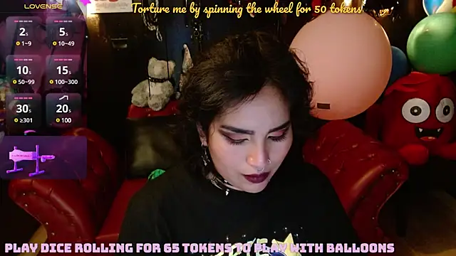 Snapshot of kureiji_hentaii chatting on February 5, 2025, 2:19 am kureiji hentaii online show from February 5, 2025, 2:19 am